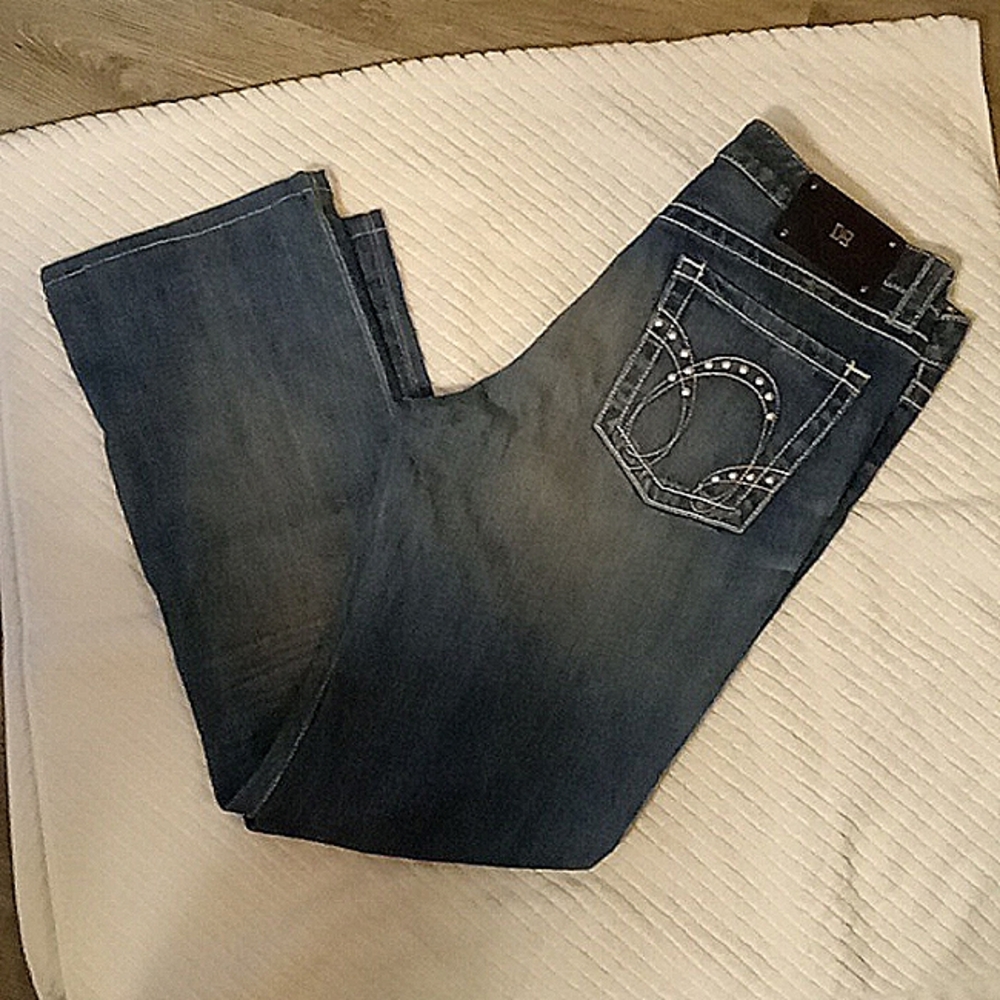 D9 jeans